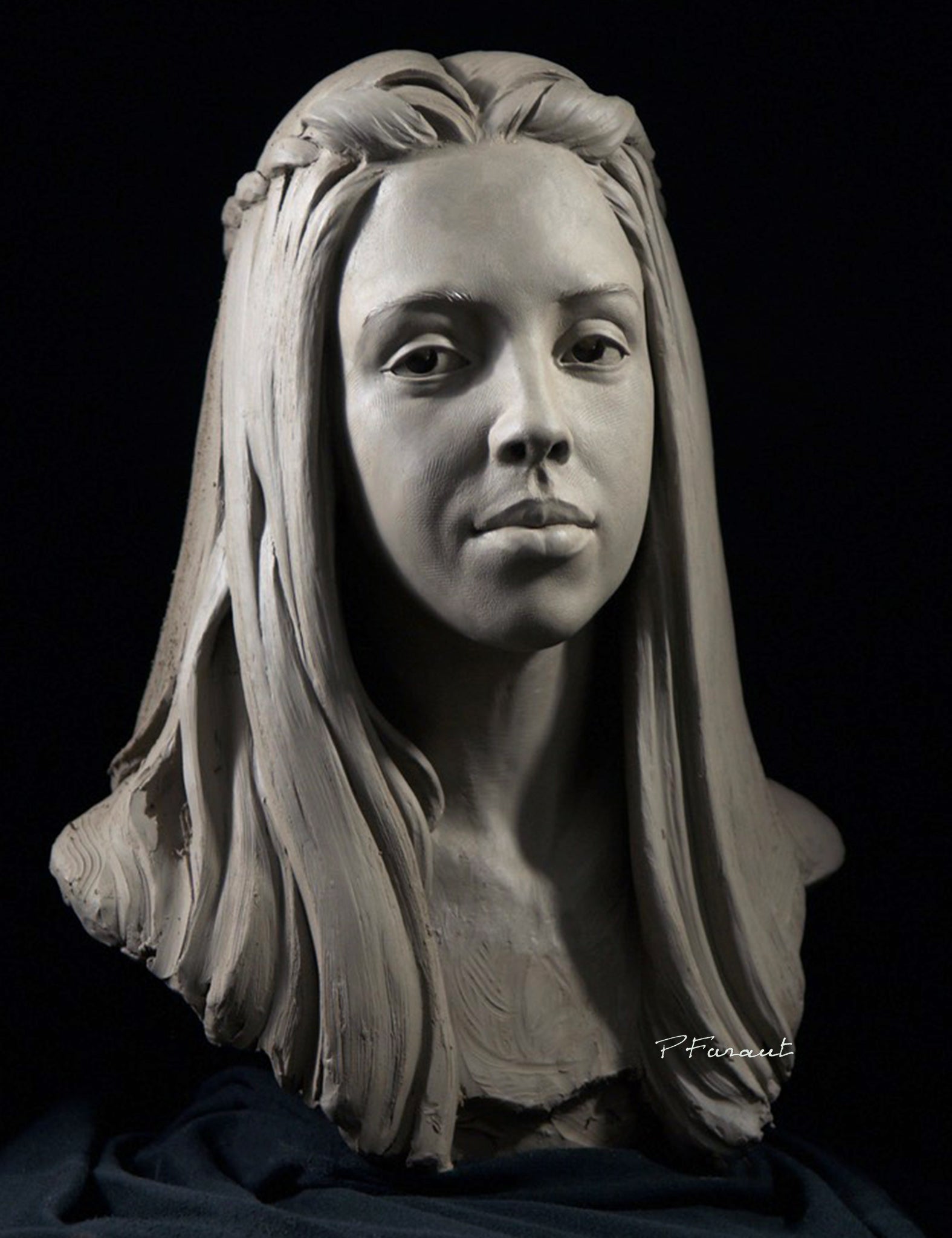 Clay Portrait of Savanna by sculpting instructor Philippe Faraut